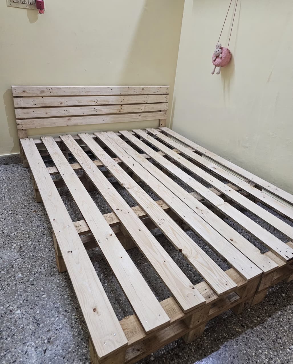 Pallet delivered at customer home